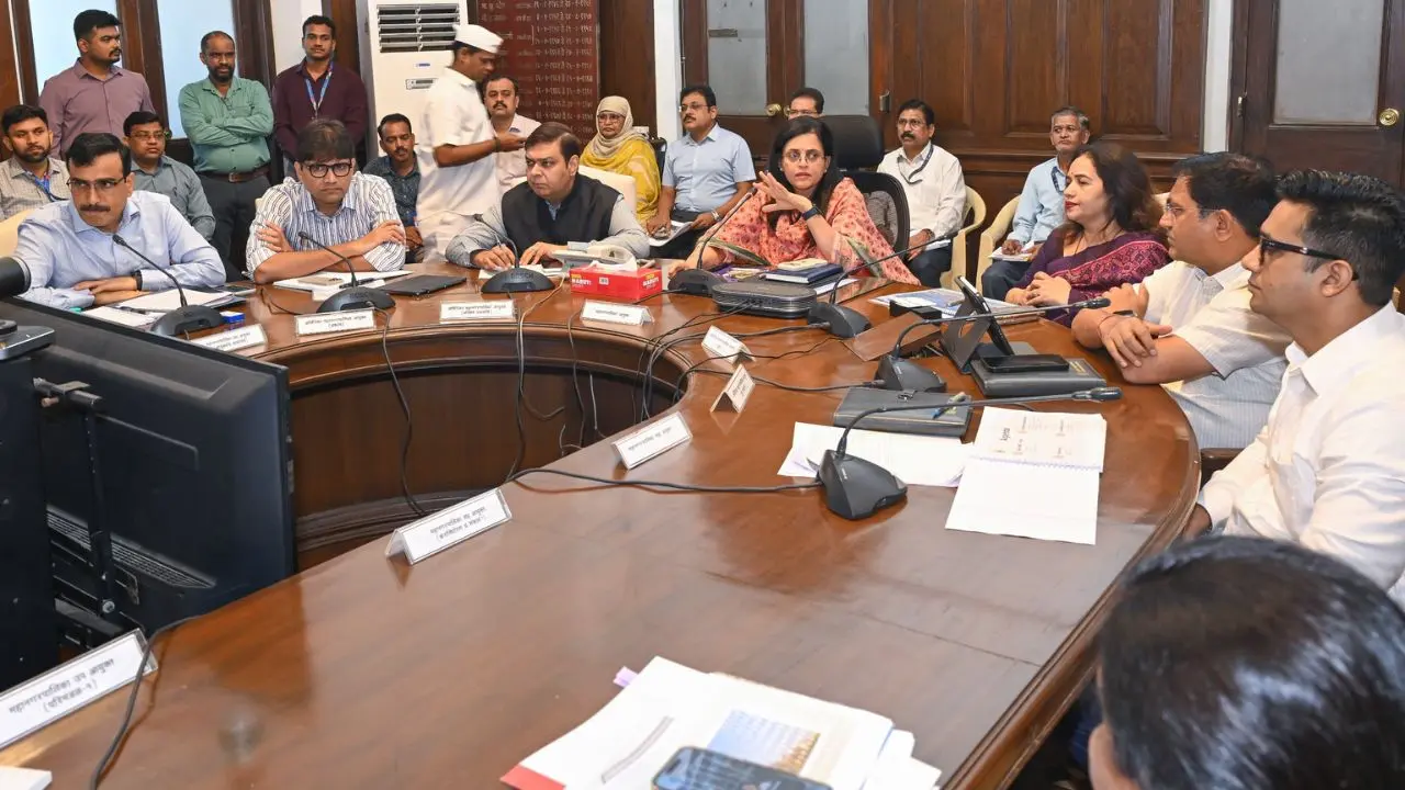 ​Civic chief Ashwini Bhide orders regular inspection of health institutions 