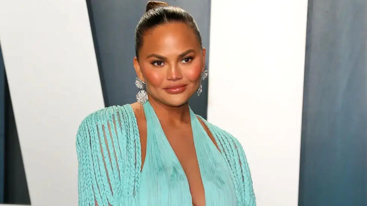 Chrissy Teigen: Feel like a crazy person but I love 40 