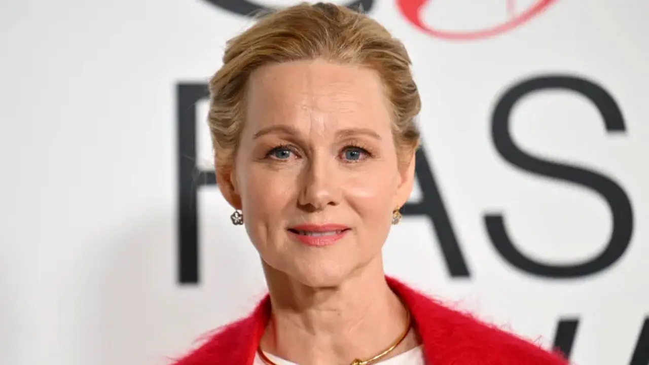 Laura Linney enters DC Universe with HBO’s Lanterns series 