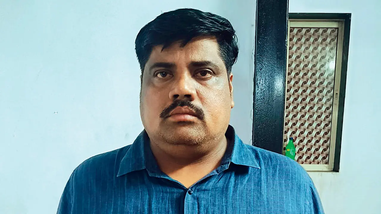 ​One held for duping Malad doctor of Rs 65 lakh in luxury property scam 