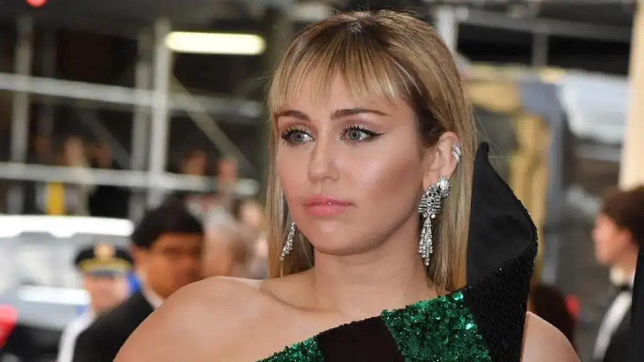 Miley Cyrus calls herself a ‘logical wild card’ and "really unpredictable"