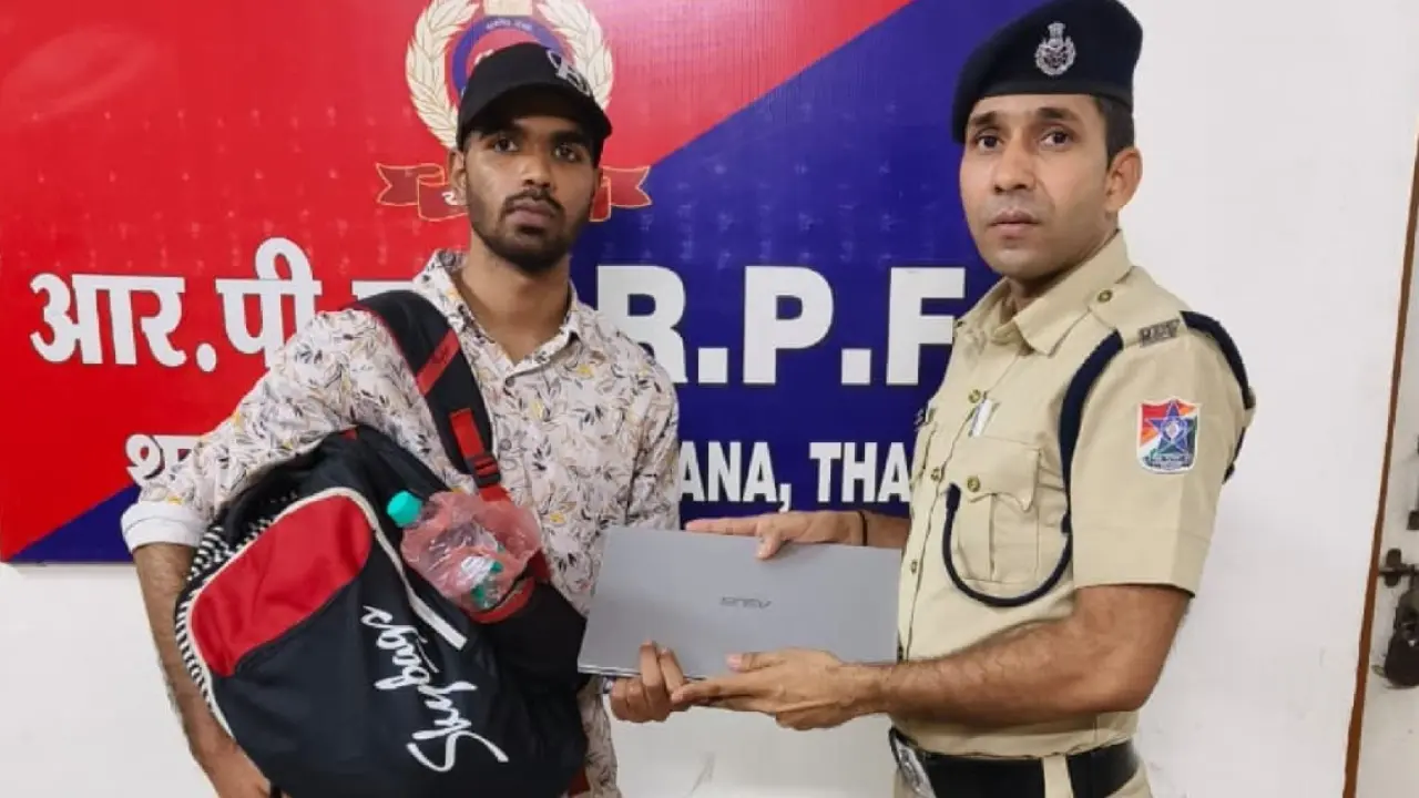 ​Central Railway RPF cracks down on 1,367 touts, seizes contraband worth Rs 43.67 