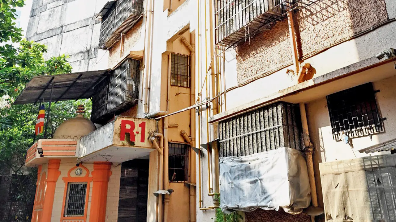 ​Fake SRA flat deal in Amboli dupes Andheri couple of over Rs 30 lakh 