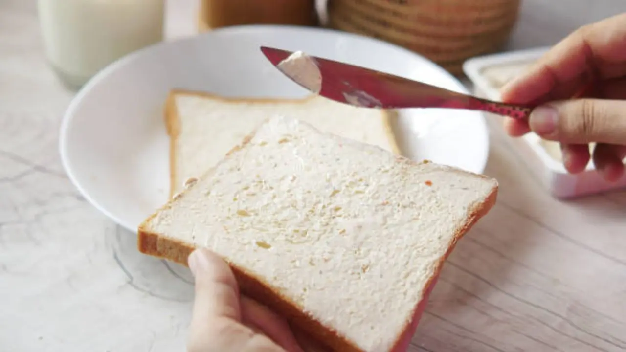 ​Mumbai bread gets costlier by Rs 5 amid petrol-diesel price surge 