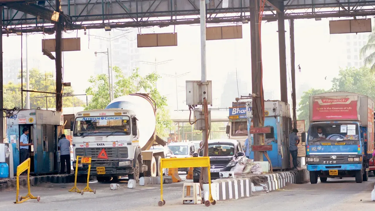 ​After PM`s appeal, transporters urges Maharashtra to abolish border check posts 