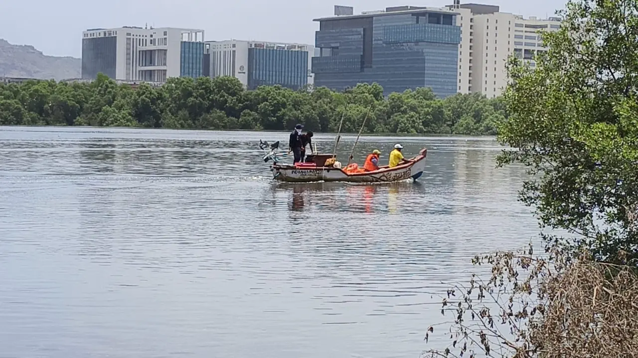 ​Thane drowning: Fire brigade, cops and fishermen join search in Mithbandar Creek 