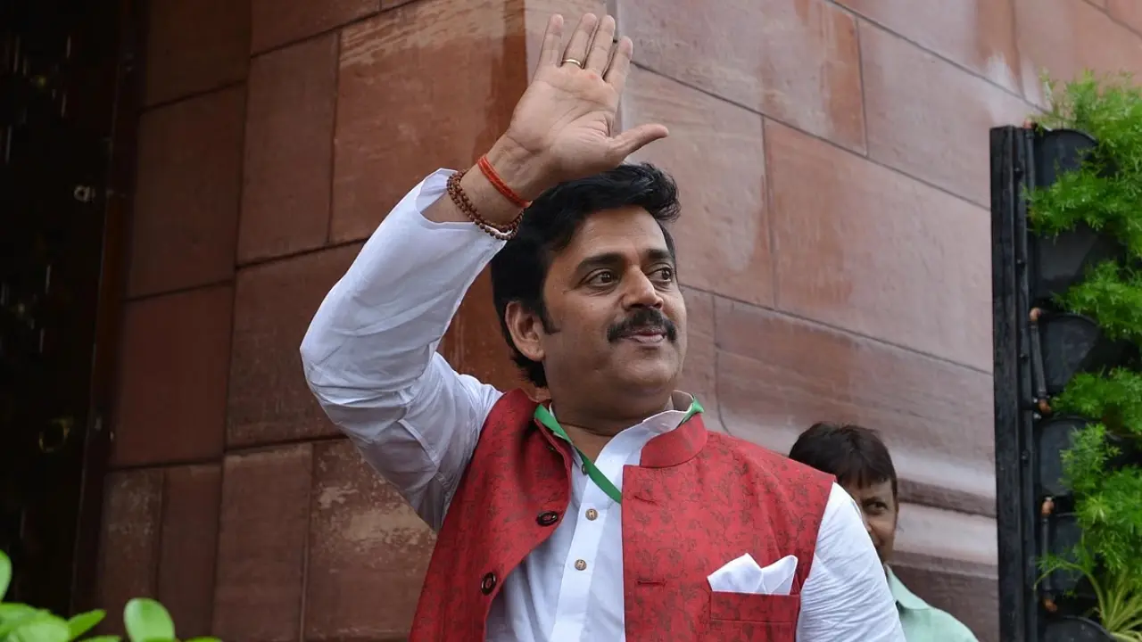 FIR filed after Ravi Kishan claims false narratives hurt public reputation