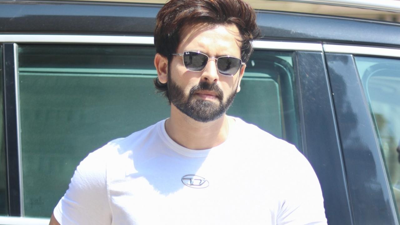 Shoaib Ibrahim reveals father suffered brain hemorrhage, is under observation 