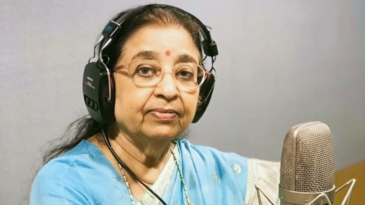 Usha Mangeshkar dedicates a song to sister Asha Bhosle as tribute 