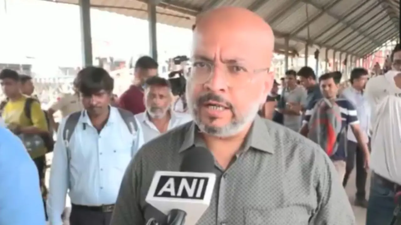 ​Garib Nagar demolition: WR says 100 per cent illegal structures cleared 